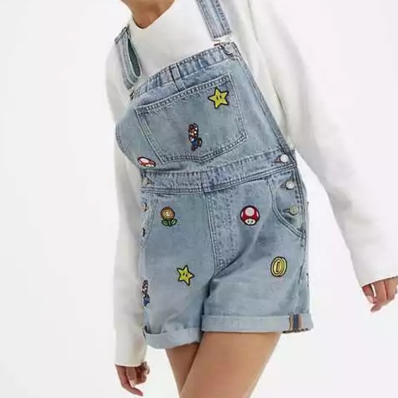 LEVI´S SUPER MARIO NINTENDO SHORTALLS OVERALLS